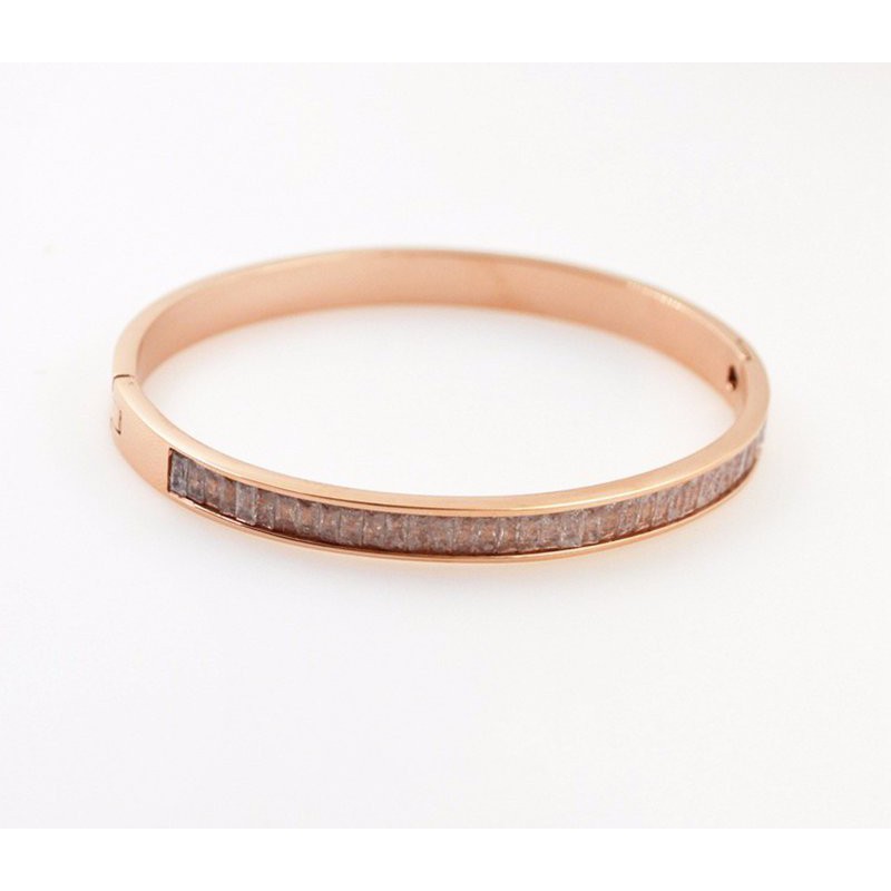 Vòng Tay Đính Pha Lê Ti Tan Không Gỉ TT 0621