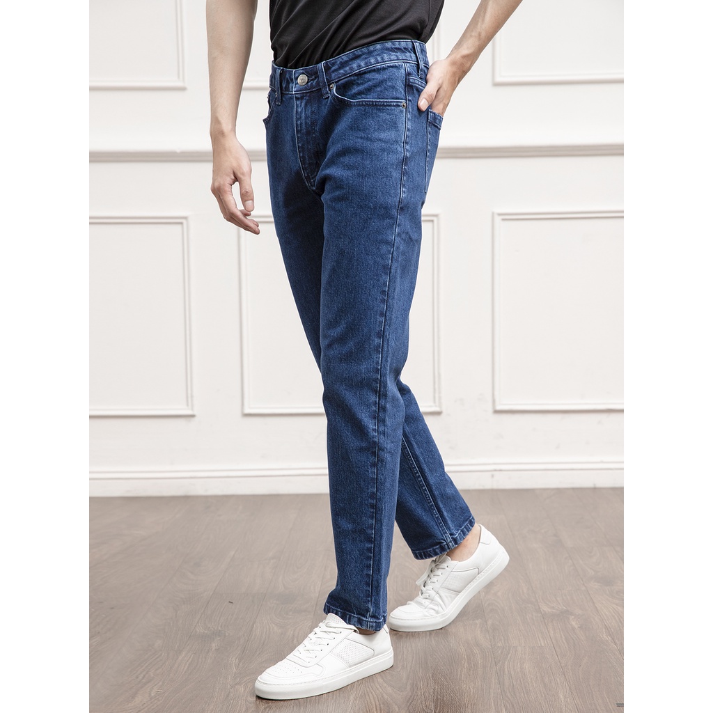 Quần Jeans ARISTINO phom Regular fit suông, mềm mại, xốp nhẹ và thoáng khí - AJN00701