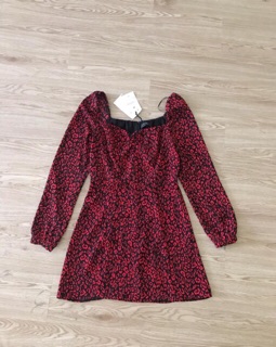 Váy bsk auth size m new tag