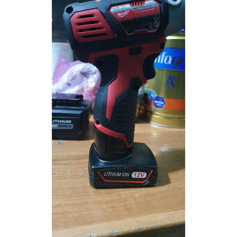 Pin đóng mới milwaukee m12