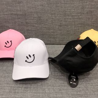 NÓN KẾT KAKI _ CƯỜI MỈM_ NÓN LƯỠI TRAI