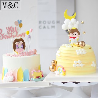 Trang trí hoàng tử tóc nâu