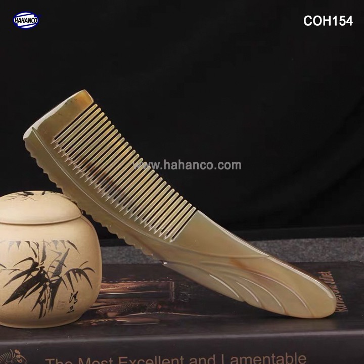Lược sừng xuất Nhật - (Size: XL - 19,5cm) Lược liềm khía cao cấp -COH154- Horn Comb of HAHANCO - Chăm sóc tóc