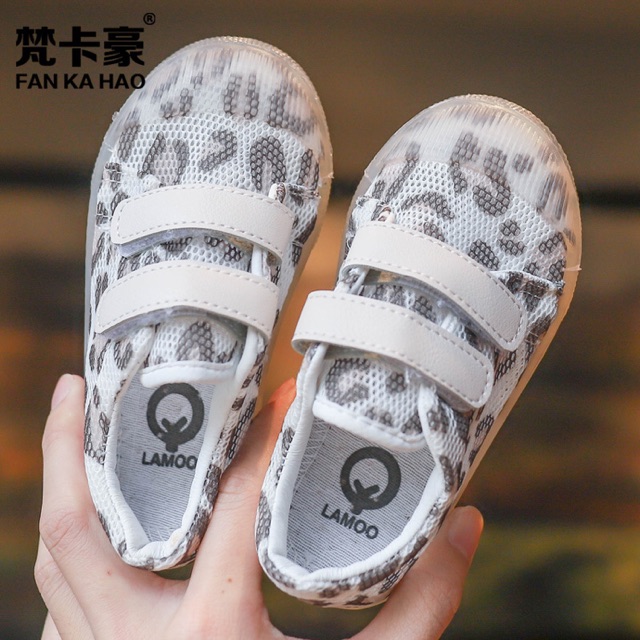 GIÀY THỂ THAO QUAI DÁN CHO BÉ