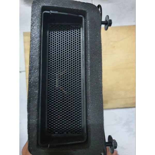 Loa sub xe hơi Volvo bass 25 từ Neo
