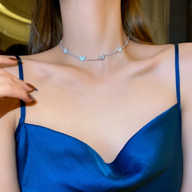 Vòng cổ Mặt Bướm Đính Đá Thời Trang Sang Trọng
