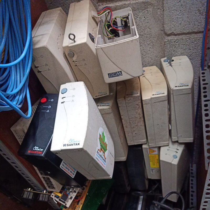 Bộ lưu điện Santak TG500