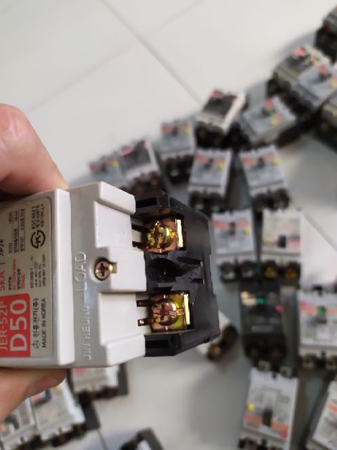 Aptomat chống giật hàn quốc 30A,40A,50A