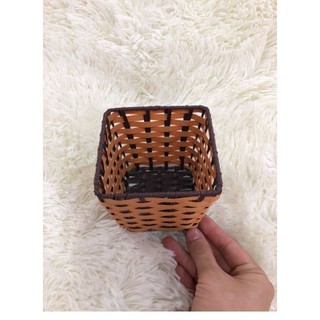 Giỏ mây đan dáng vuông đựng giấy