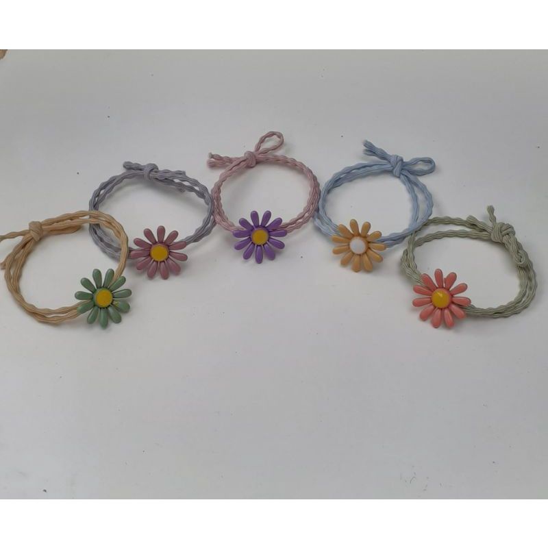 Cột tóc hình hoa cúc