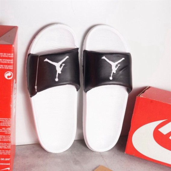 Dép quai ngang nam Jordan, đế dép chống trơn trượt, thích hợp đi làm mỗi ngày, có fullbox