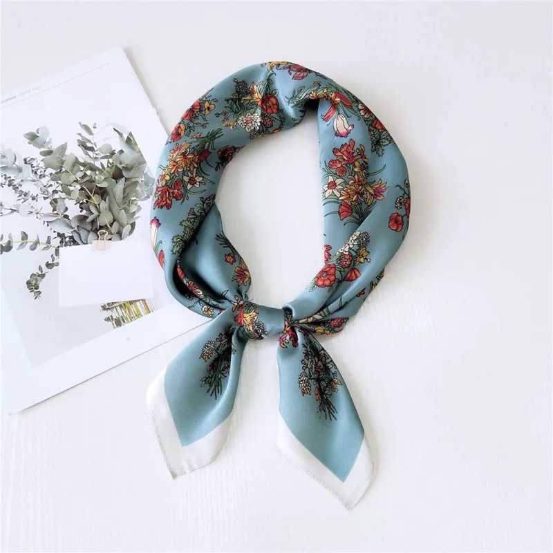 Khăn turban lụa vuông bandana cột áo yếm in hoa văn hoa - Maben