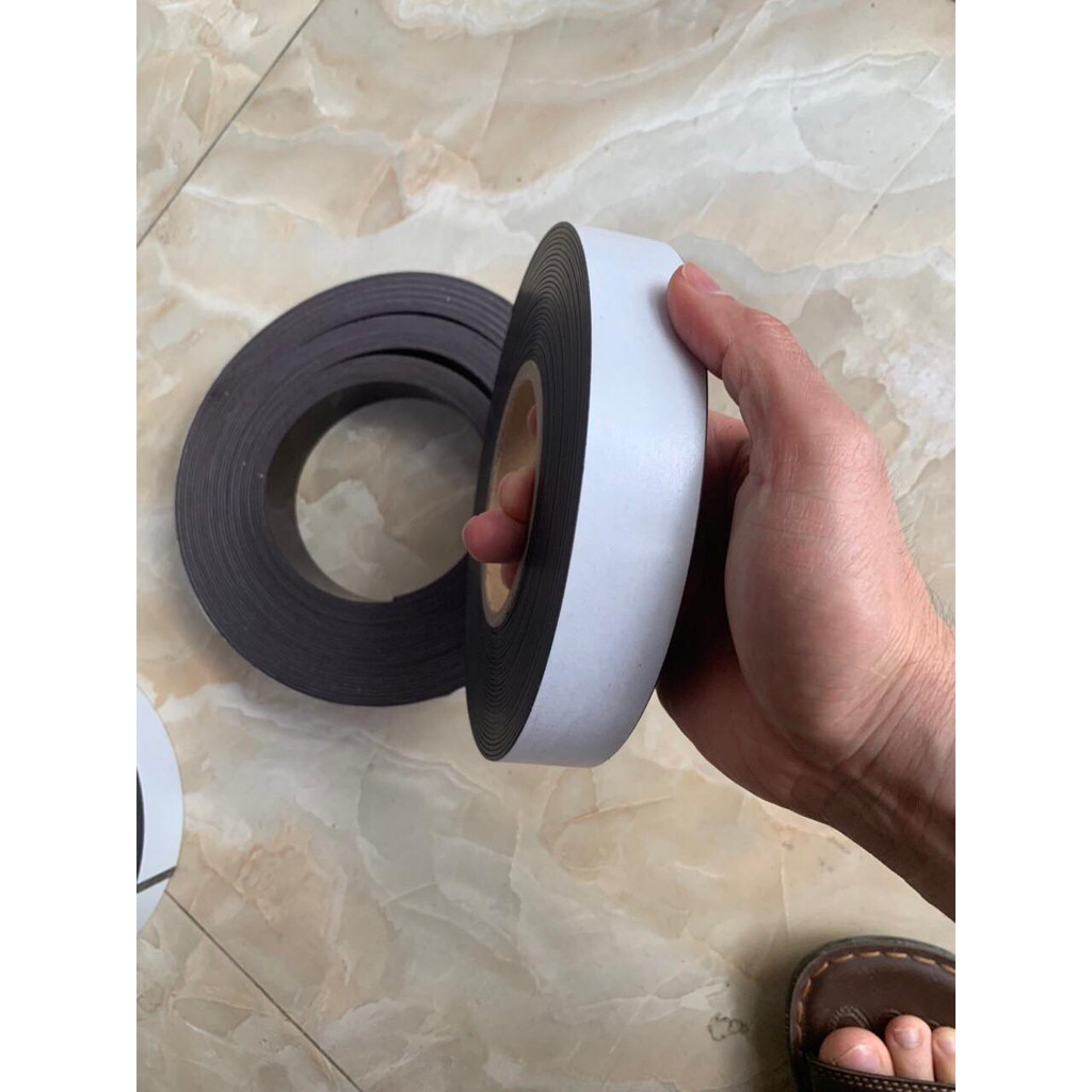 nam châm Dẻo cuộn có băng keo 20mm,25mm,30mm dày 1,6mm dài 1000mm