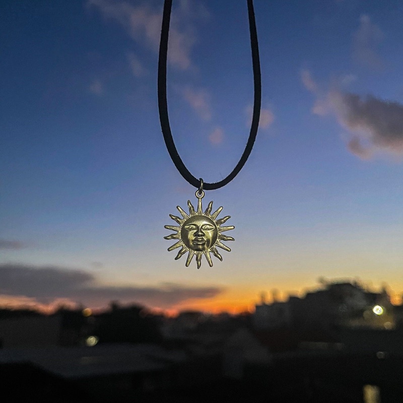Vòng cổ Ánh dương
