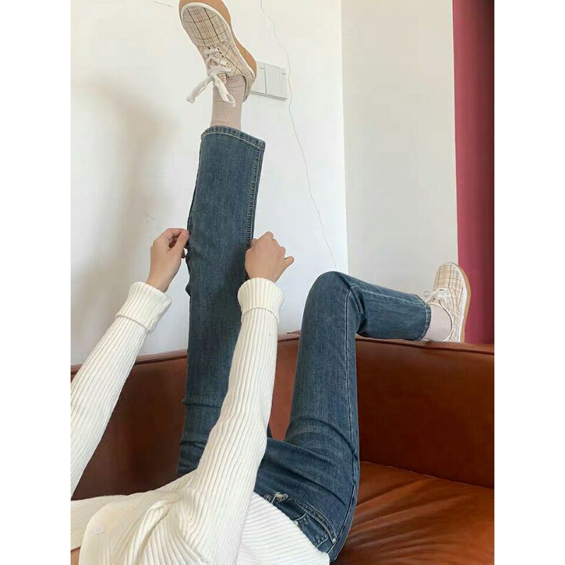 Quần jeans lưng cao hai cúc