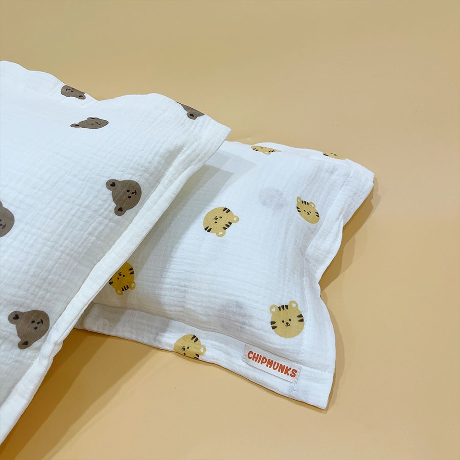 Gối xô Muslin lõi bông tuyết Hàn Quốc CHIPMUNK cho bé 3 - 36 tháng KT 28x43 cm