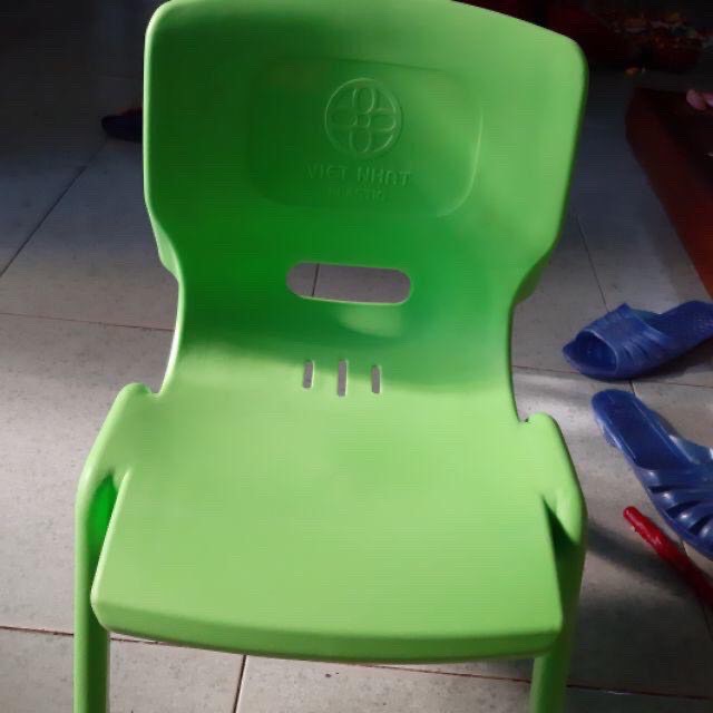 Ghế nhựa mầm non gia long 970. Siêu dày loại 1