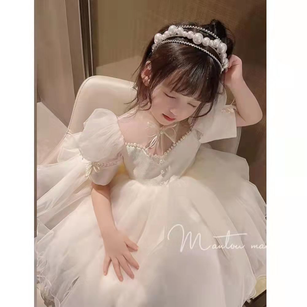 Đầm Công Chúa Màu Trắng Đính Hoa Cho Bé Gái