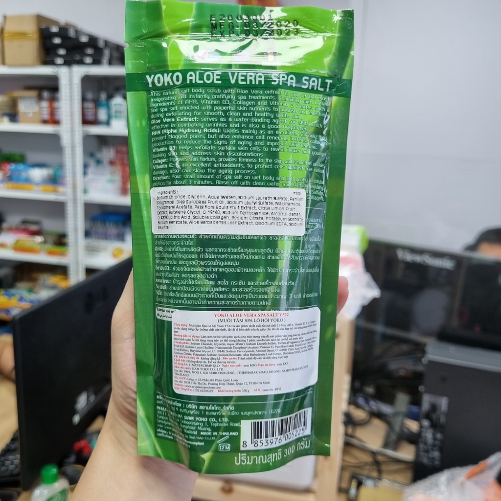 Muối tắm tẩy tế bào chết toàn thân Yoko 300g (nhiều mùi)