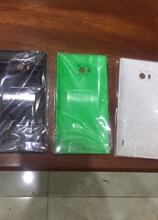 nắp lưng lumia 930(hơi dính lưng, không bảo hành)