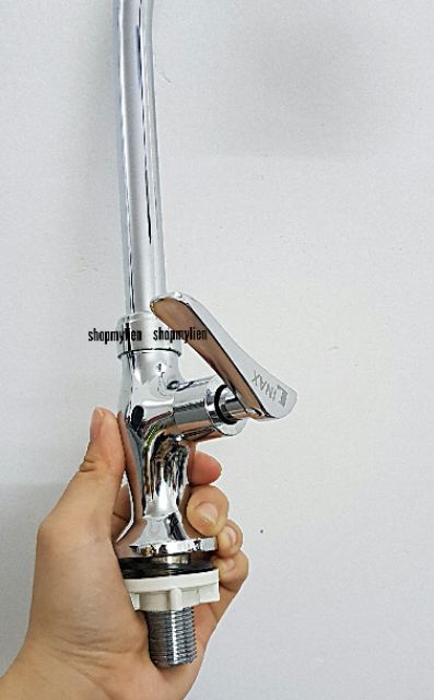 củ nhựa bù cho khách