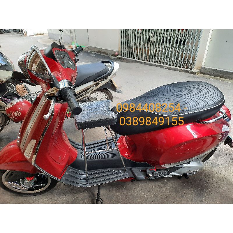 Ghế ngồi xe máy cho bé xe Vespa - Vespa Sprint - Primavera không tựa