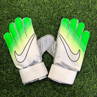 Găng tay thủ môn Nike