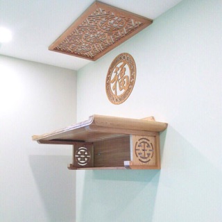 Bàn thờ gỗ sồi 61cm kèm âm khói