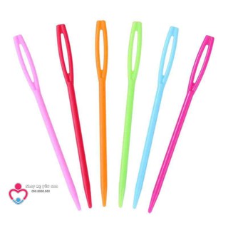 2 cây Kim khâu len nhựa loại to dài 7cm / 9cm