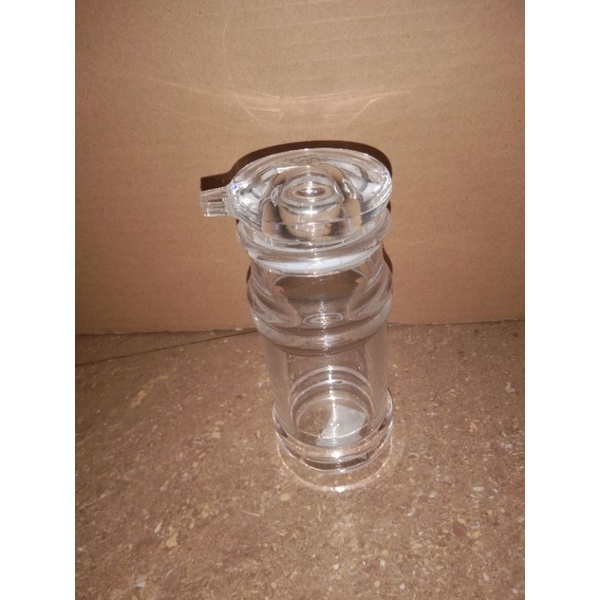 Dụng cụ vịt mắm rót dầu mắm nhựa cứng trong nắp zoang hít 200ml