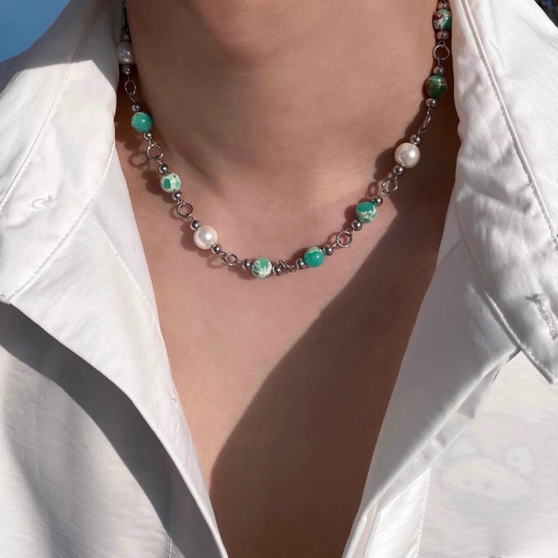 Dây chuyền dạng hạt phản quang kiểu dáng choker