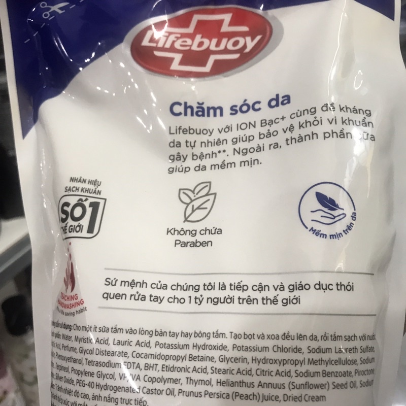 Sữa tắm Lifebuoy chăm sóc da - dạng túi 800-850g