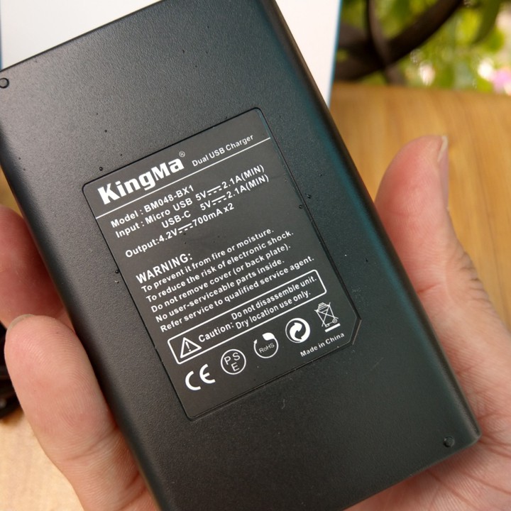 Bộ 2 pin 1 sạc đôi Kingma cho Sony NP-BX1 + Hộp đựng Pin