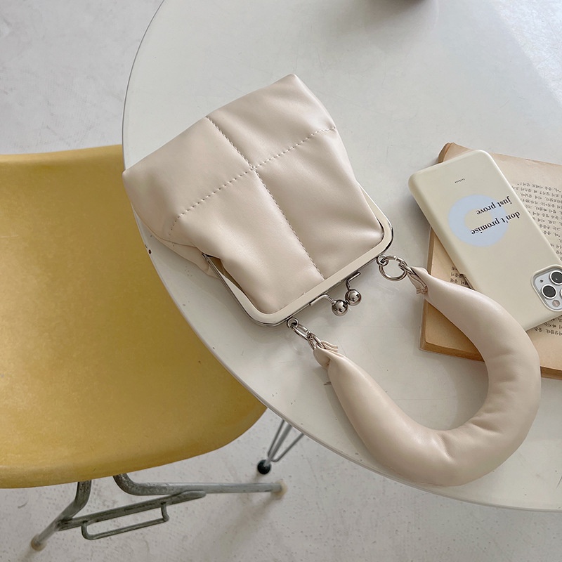 IELGY Túi Đeo Chéo Phối Dây Xích Thời Trang Sang Trọng Cho Nữ