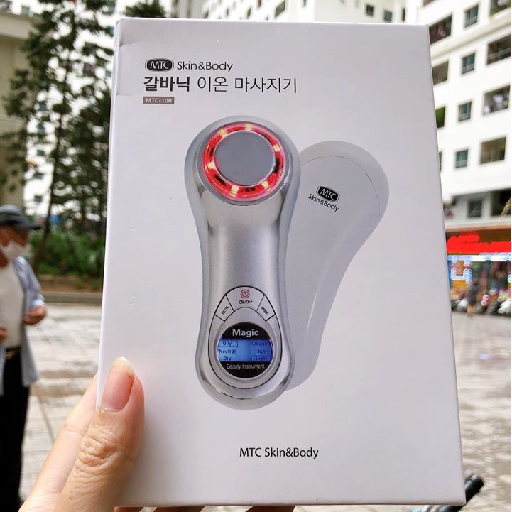 Máy điện di cầm tay Galvanic Ion Skin Massage MTC Skin&Body