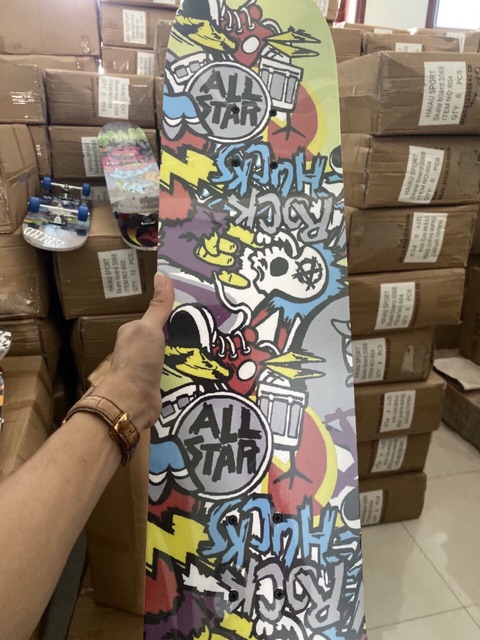 Ván trượt gỗ lớn ) có nhám chống trượt