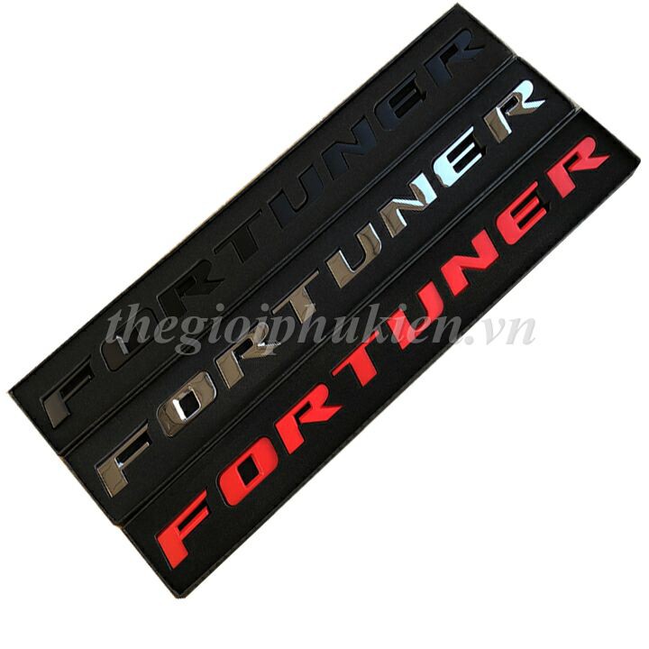 Logo chữ FORTUNER 3D nổi dán trang trí xe Toyota Fortuner( hàng chất )