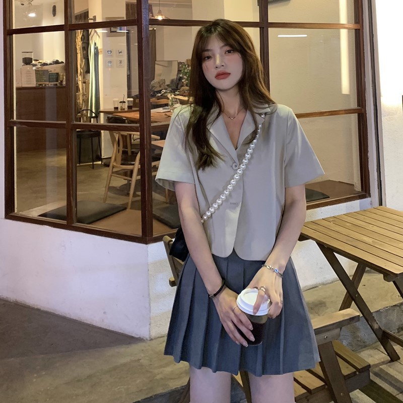 Áo khoác kiểu vest dáng ngắn tay ngắn thiết kế mới thời trang mùa hè cho nữ