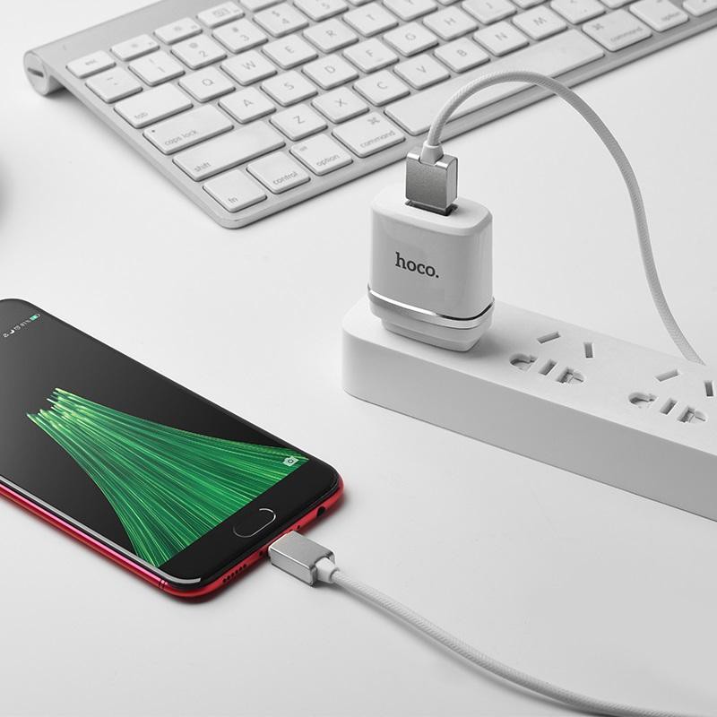 Cáp sạc nhanh và truyền dữ liệu cổng microUSB Hoco U49 Refined steel QC3.0 dài 1.2M Max 2.4A