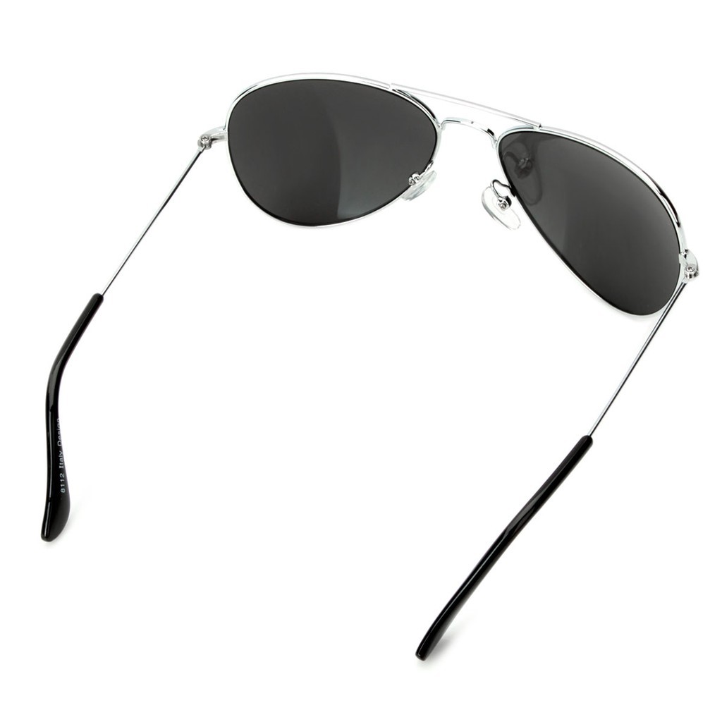 Kính mát cổ điển chống tia UV400 màu bạc và đen | BigBuy360 - bigbuy360.vn