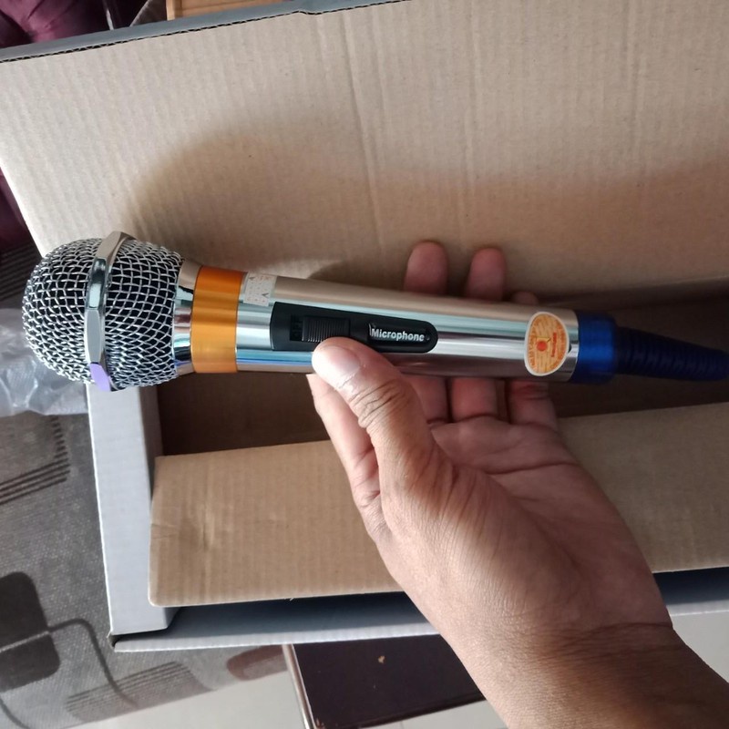 Micro karaoke có dây Sunrise SR688