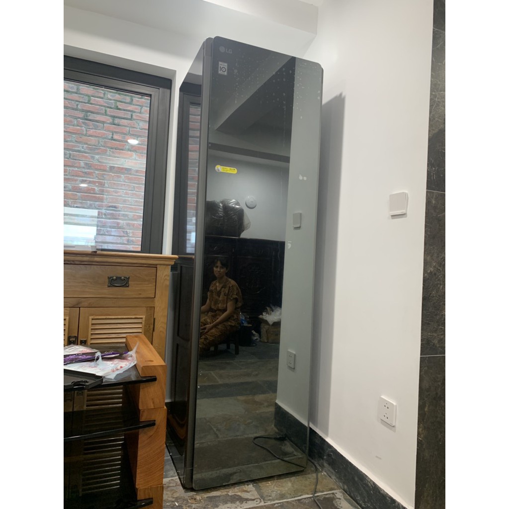 Tủ chăm sóc quần áo thông minh LG Styler S5MB - Hàng chính hãng