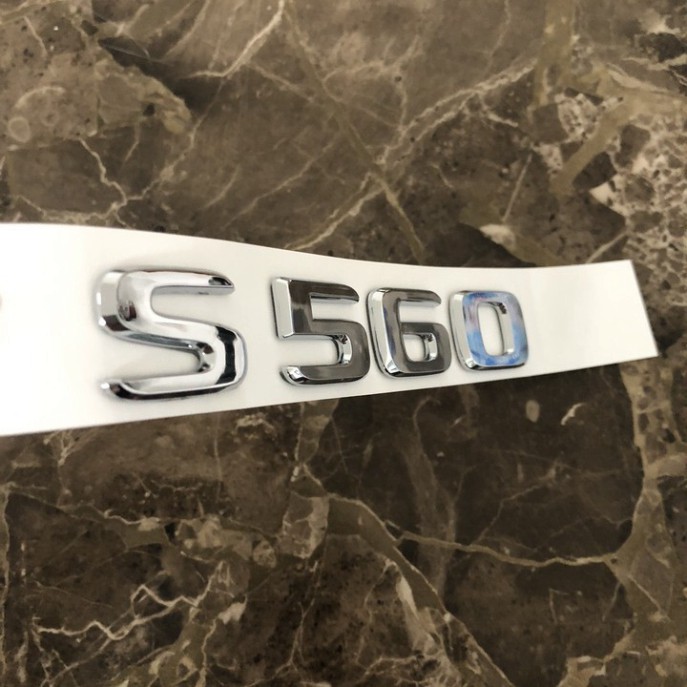 Sản Phẩm Decal tem chữ S560 dán đuôi xe ô tô Maybach .