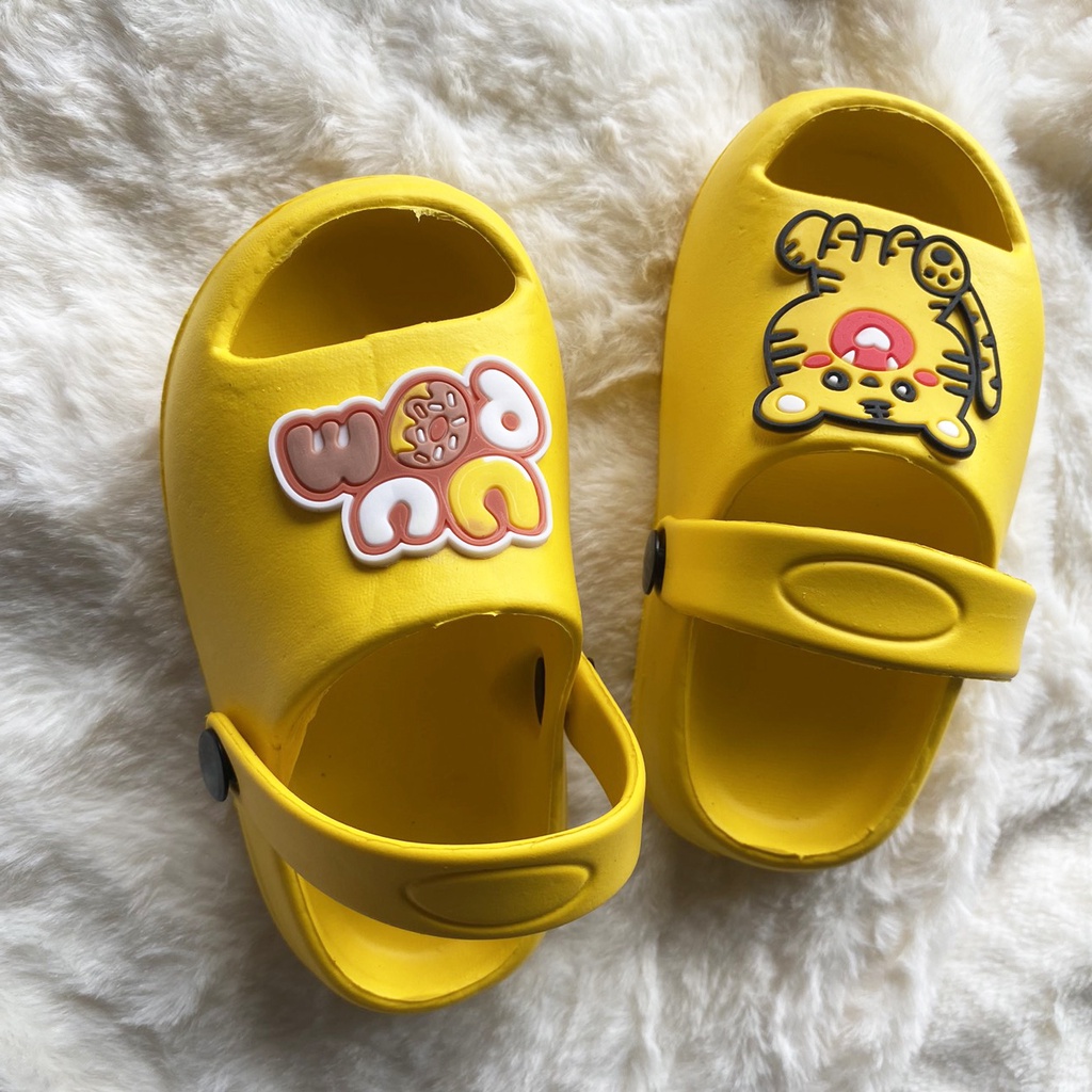 Dép siêu nhẹ trẻ em Bobdog, sục cross cho bé trai bé gái siêu nhẹ chống trơn trượt