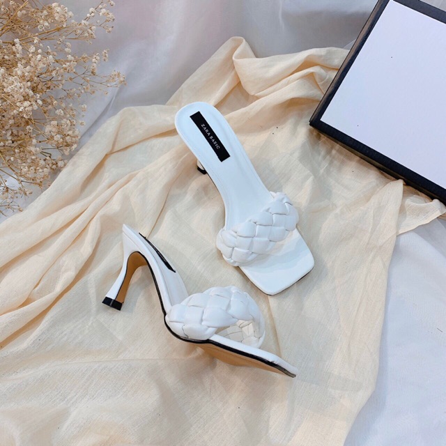RẺ HOT Guốc quai đan mũi vuông màu trắng xanh nude đậm THỜI THƯỢNG