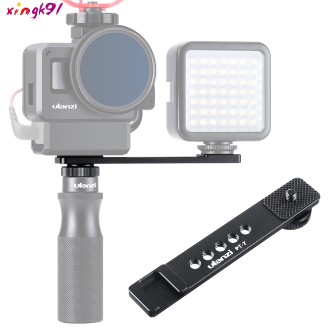 Khung tay cầm quay video ULANZI PT-7 có kèm thanh kéo dài để gắn microphone cho máy quay 