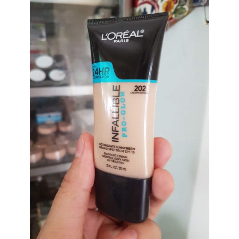 Kem Nềnl Infallible Pro-Glow 24HR Foundation | BigBuy360 - bigbuy360.vn