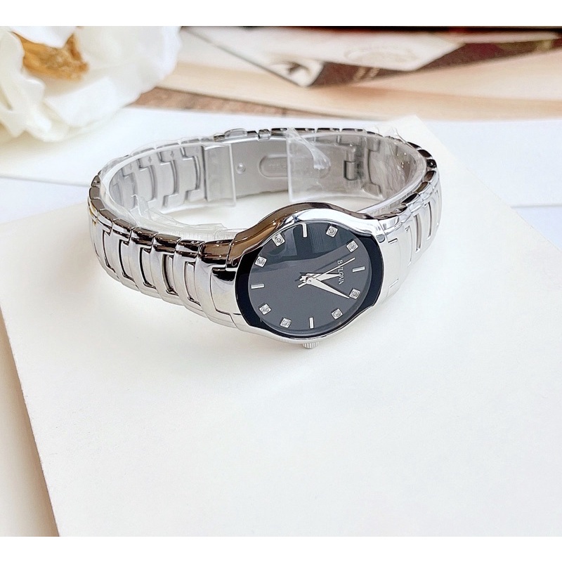Đồng hồ Bulova diamond siêu xinh cho chị em