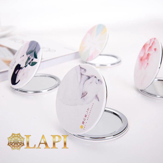 Gương tròn mini cầm tay gấp gọn tinh tế