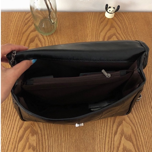 Túi đeo chéo IELGY thiết kế đơn giản hợp thời trang phối xích cho nữ